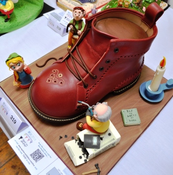 Old man in a shoe fairytale cake